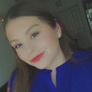 Meet your Posher, Joanna